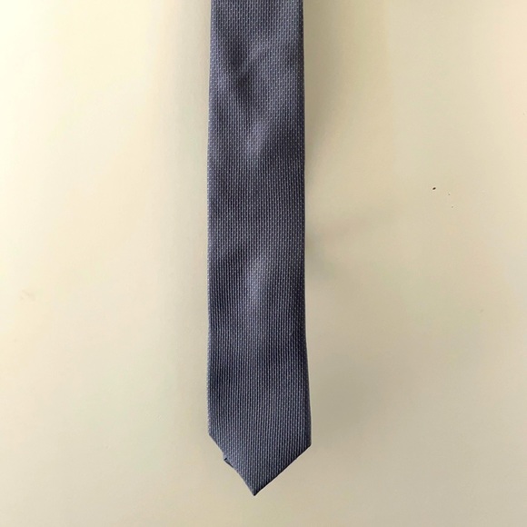 Michael Kors Silk Gray Tie - Picture 1 of 6
